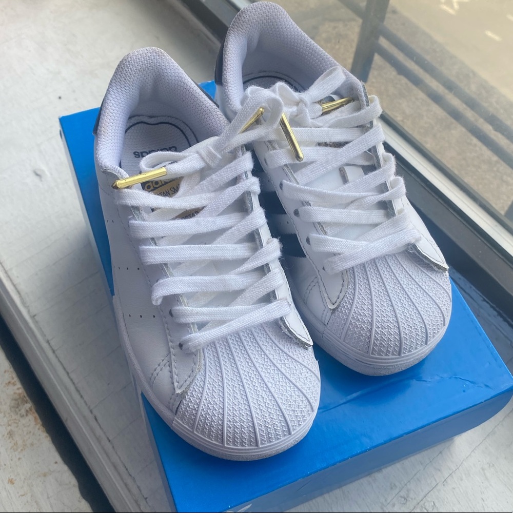 Superstar Stan Smith Adidas kids size 11